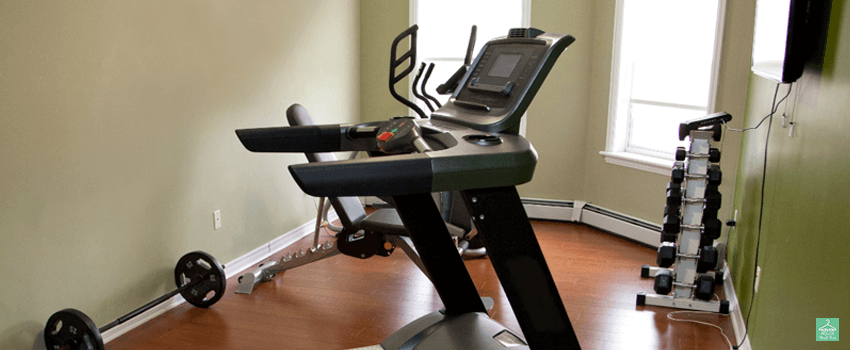 HHTS-home gym and treadmill